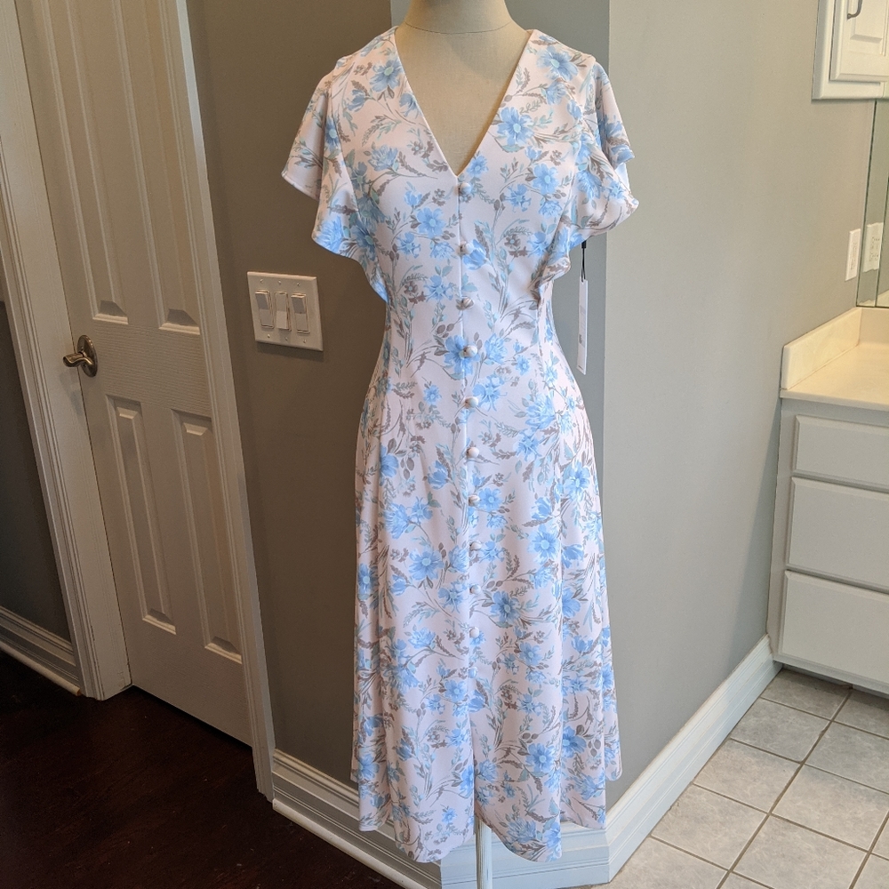 Pretty Calvin Klein dress